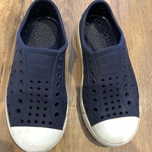 Native Jefferson toddler sz C11 in navy